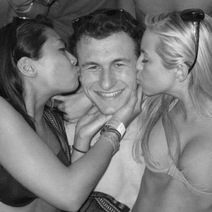 扒开❌狂揉❌脱脱的视频
